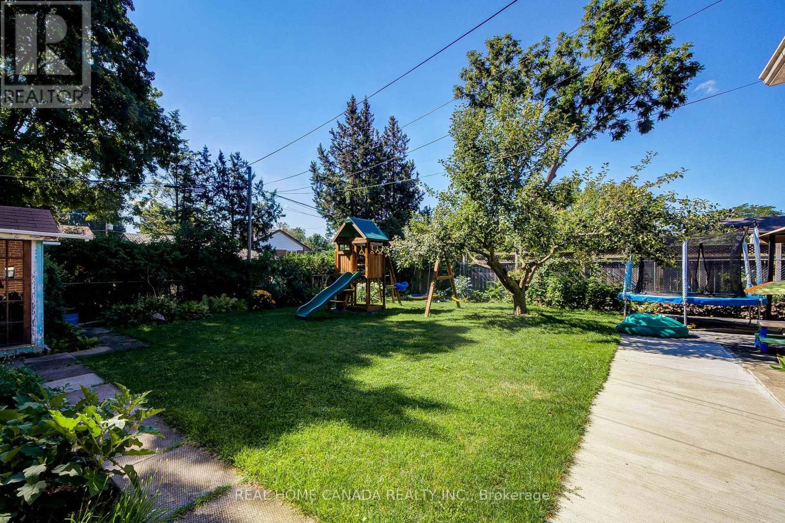 29 Ellesboro Drive, Mississauga, ON - Outdoor