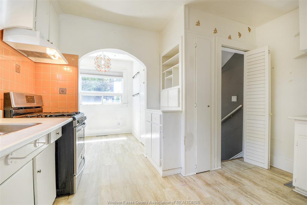 161 Shepherd Street East, Windsor, ON