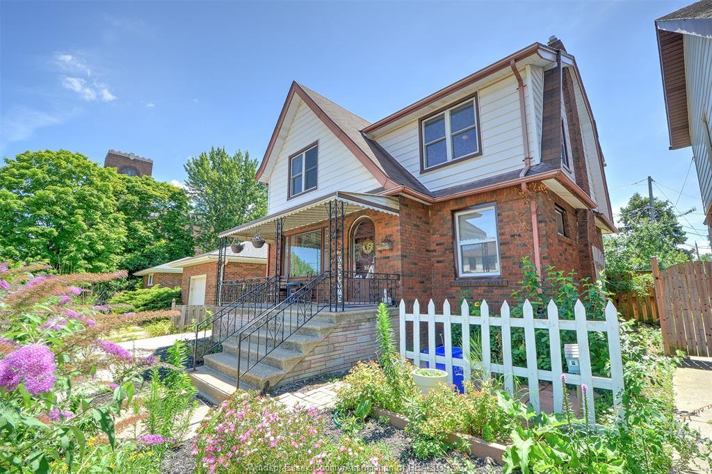 161 Shepherd Street East, Windsor, ON