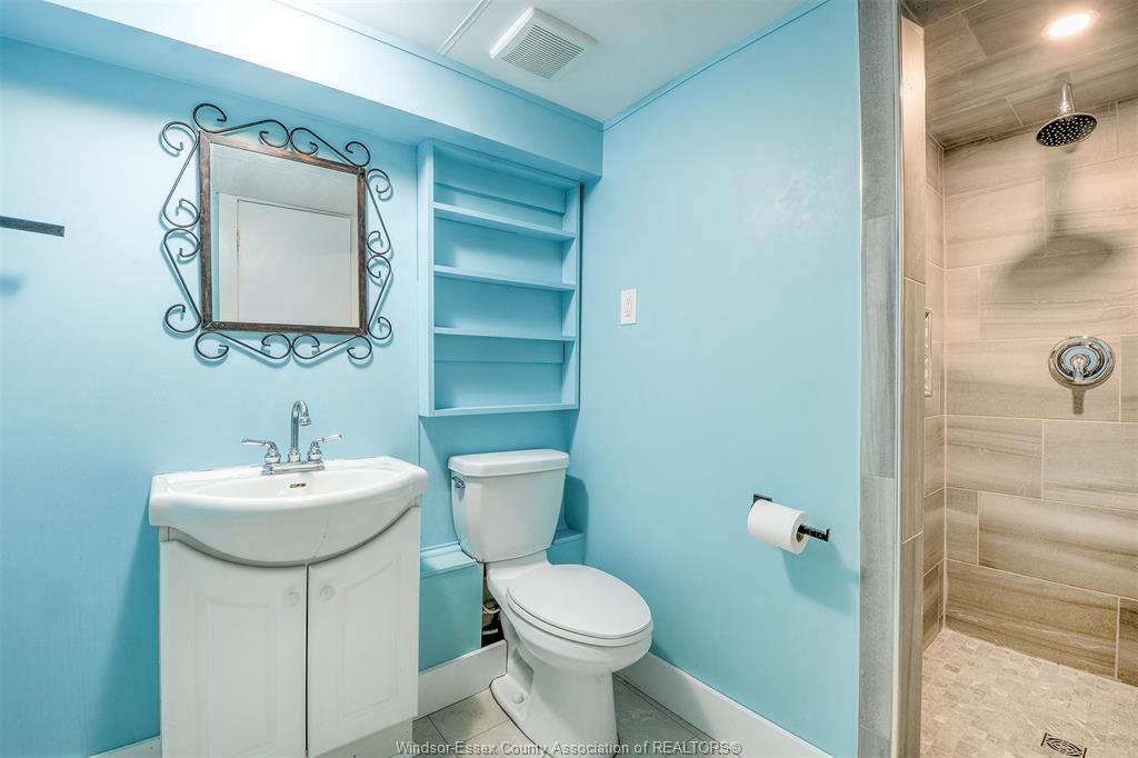 161 Shepherd Street East, Windsor, ON