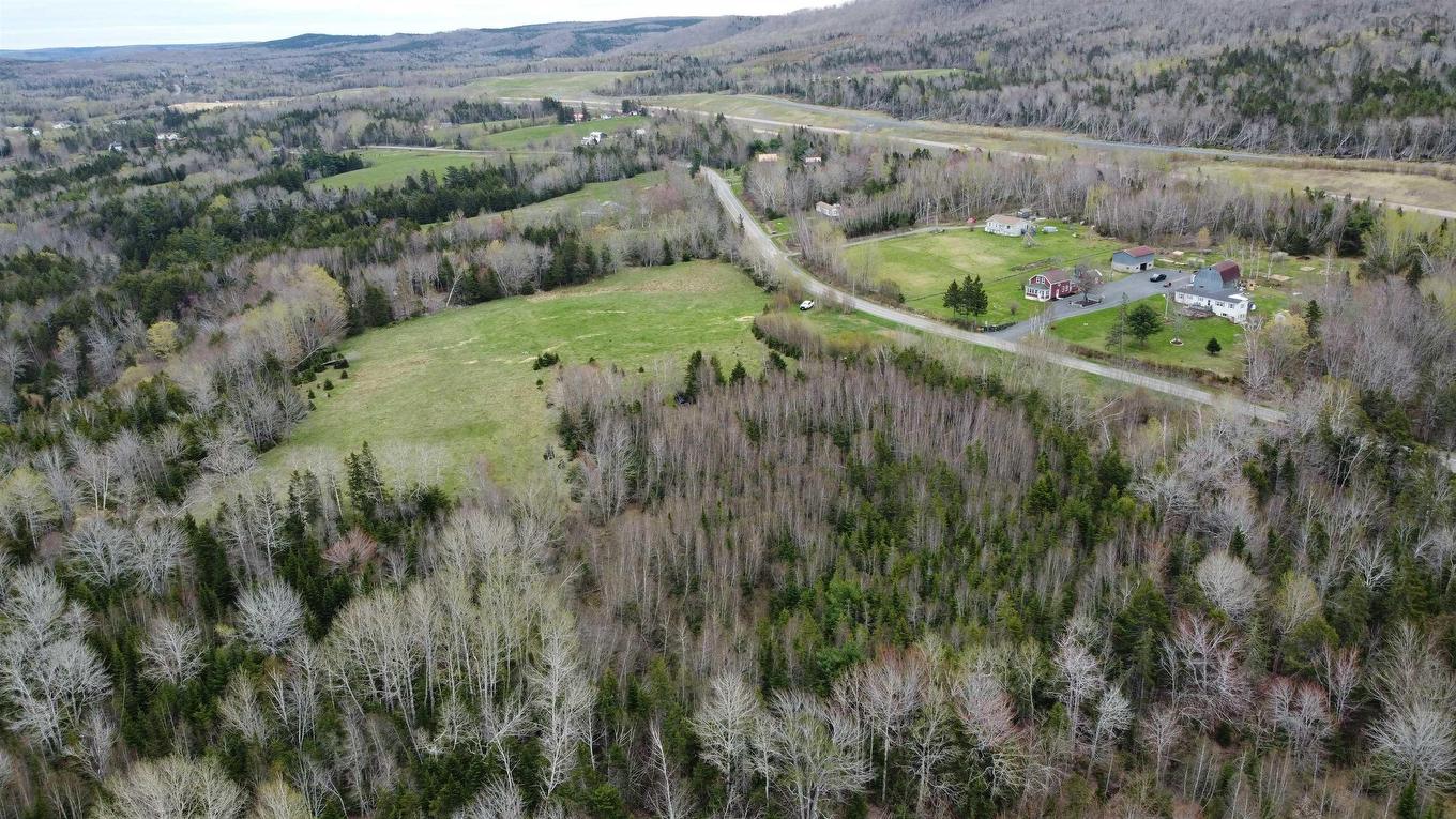 4 No Highway, Broadway, NS