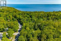 Short Walk to Georgian Bay and Beach -