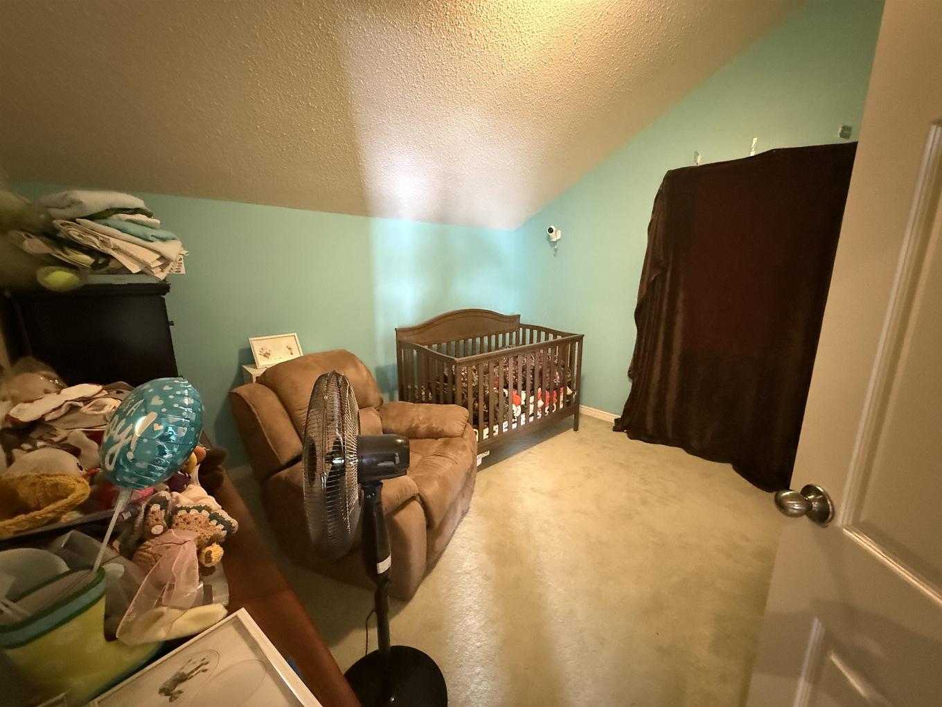 27 Dingwall Parkway, Dryden, ON - Indoor Photo Showing Other Room