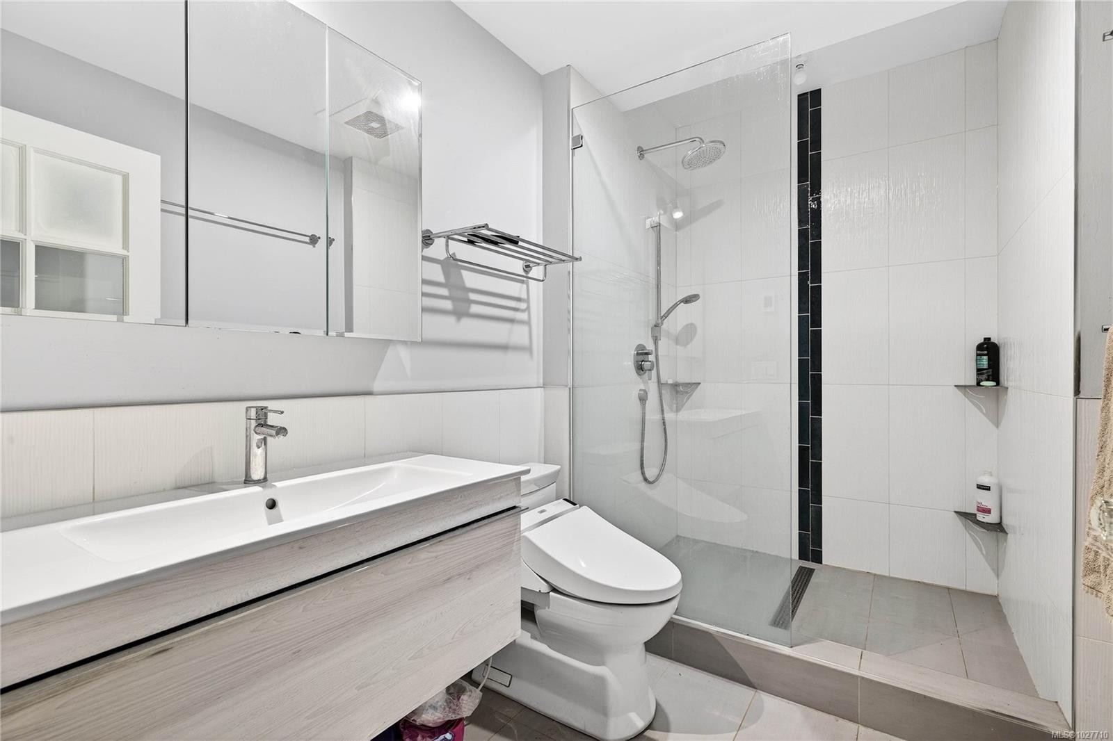 133 Baker Rd, Salt Spring, BC