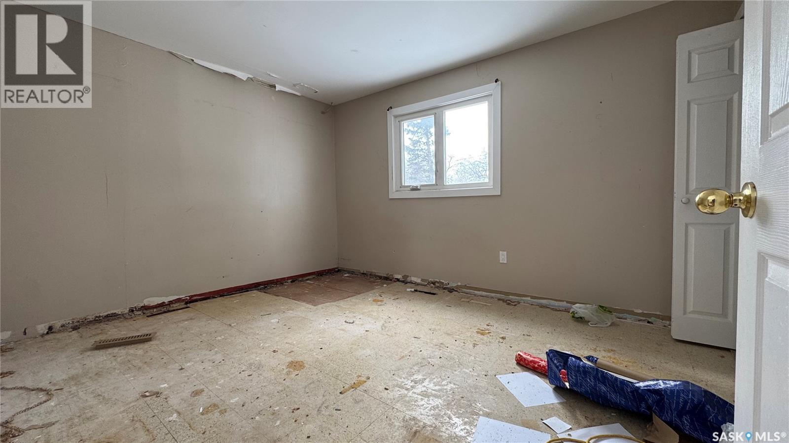 301 Maple Avenue, Melfort, SK - Indoor Photo Showing Other Room