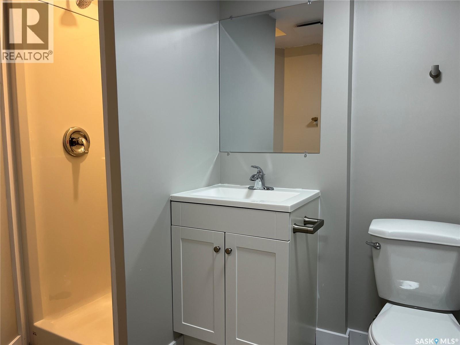167 Magee Crescent, Regina, SK - Indoor Photo Showing Bathroom