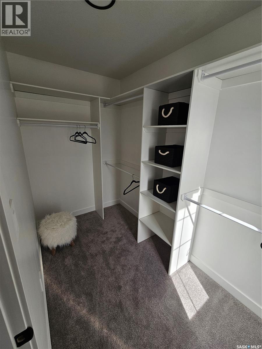 4964 Padwick Road, Regina, SK - Indoor