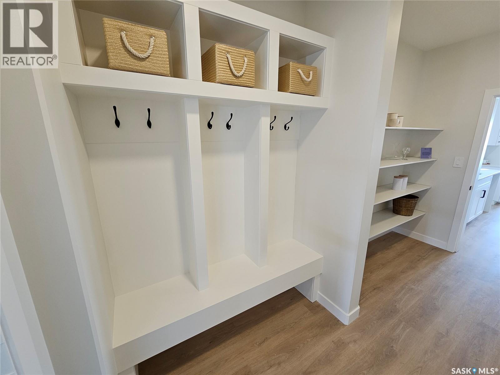 4964 Padwick Road, Regina, SK - Indoor