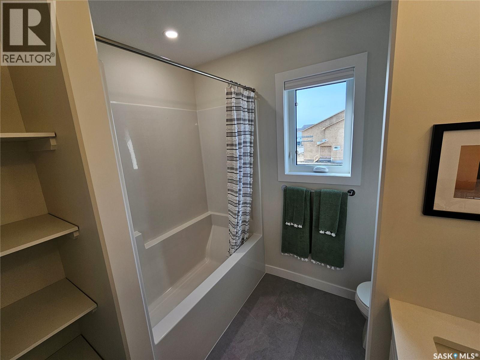 4964 Padwick Road, Regina, SK - Indoor