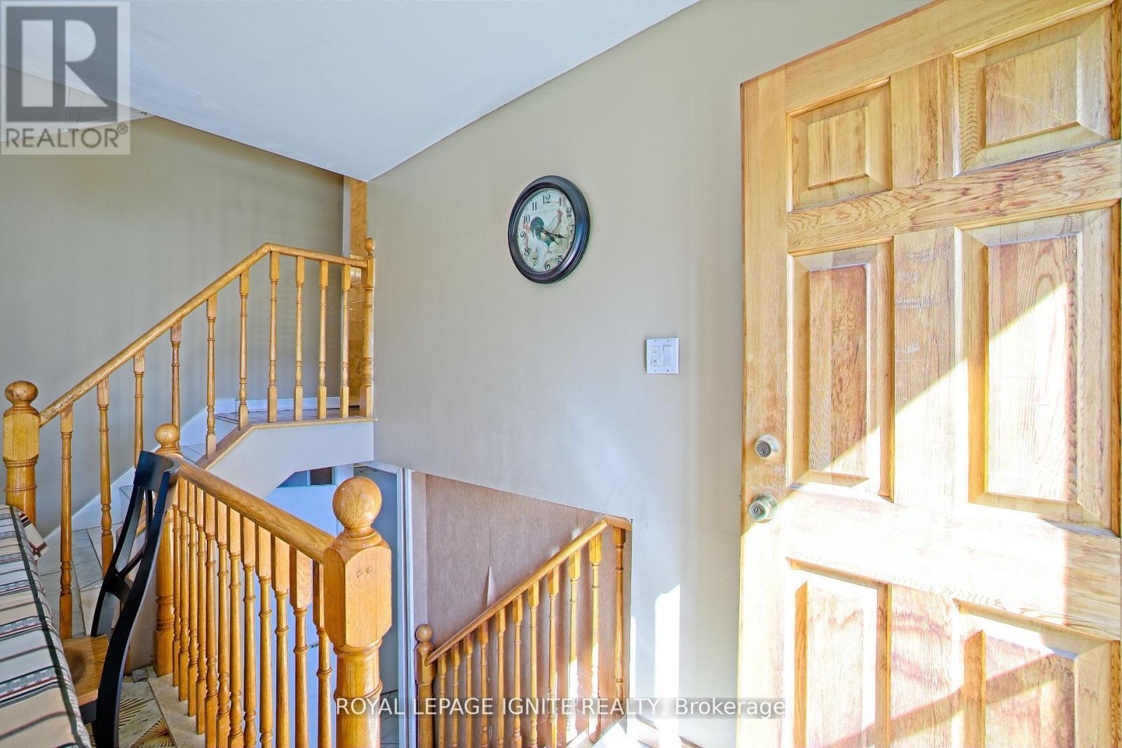3350 Lehigh Crescent W, Mississauga, ON - Indoor Photo Showing Other Room