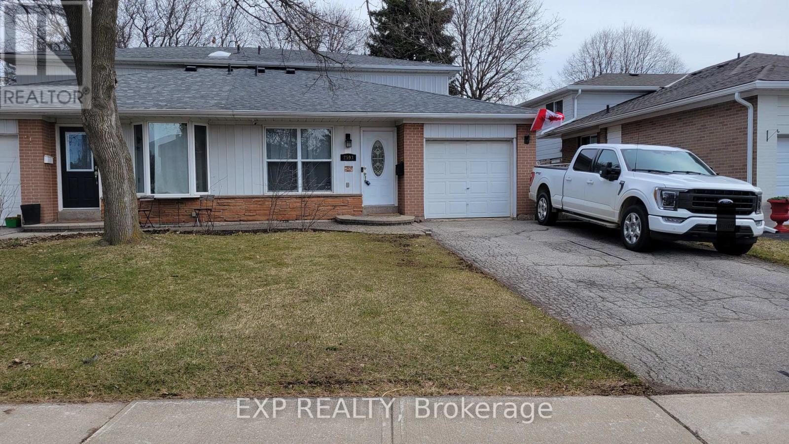 2593 Barcella Crescent, Mississauga, ON - Outdoor With Facade