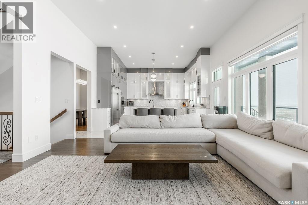 623 Kenaschuk Crescent, Saskatoon, SK - Indoor Photo Showing Living Room