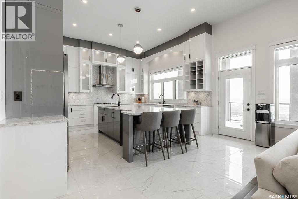 623 Kenaschuk Crescent, Saskatoon, SK - Indoor Photo Showing Kitchen With Upgraded Kitchen