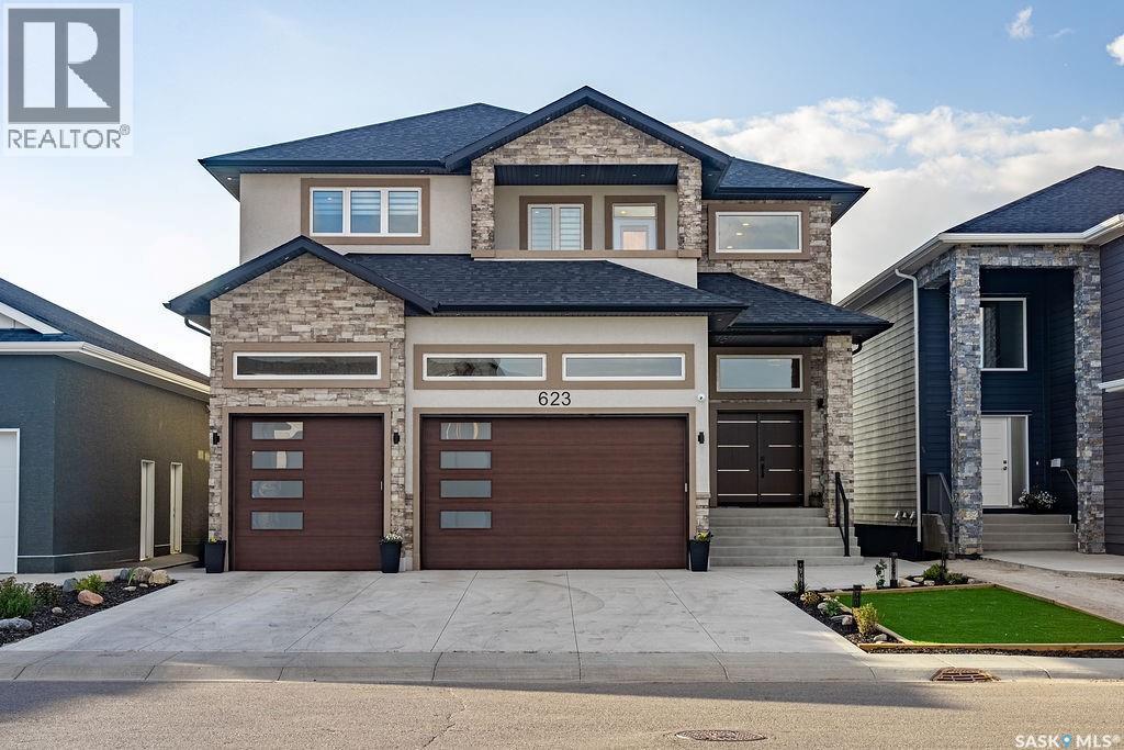 623 Kenaschuk Crescent, Saskatoon, SK - Outdoor With Facade