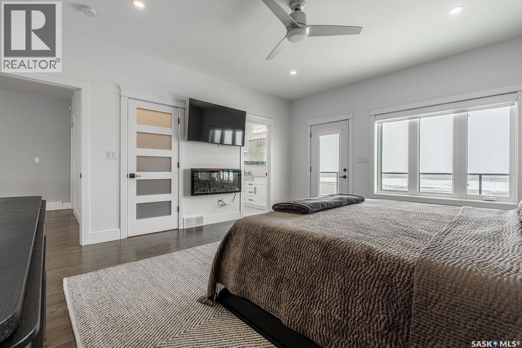 623 Kenaschuk Crescent, Saskatoon, SK - Indoor Photo Showing Bedroom