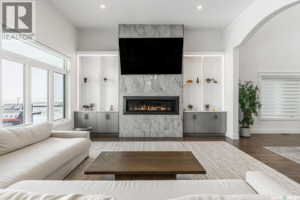 623 Kenaschuk Crescent, Saskatoon, SK - Indoor Photo Showing Living Room With Fireplace
