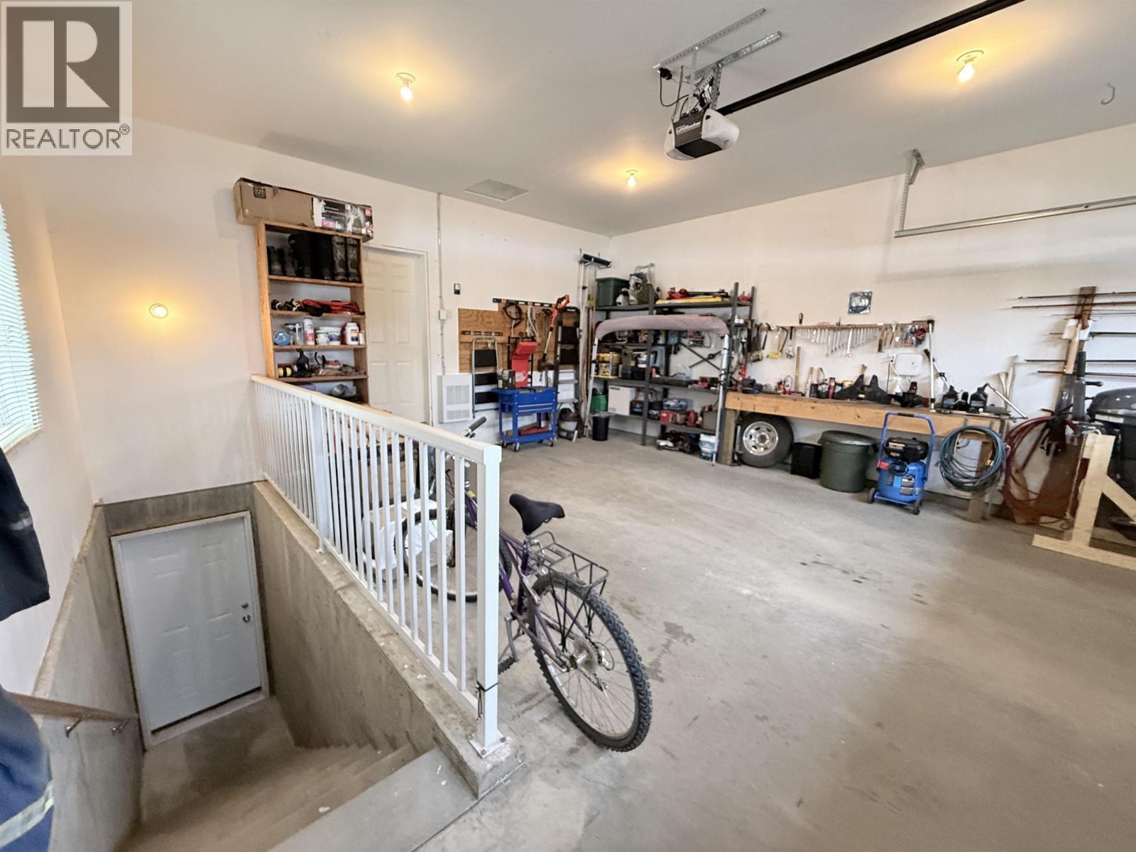 5132 Eagle Place, Terrace, BC - Indoor Photo Showing Garage