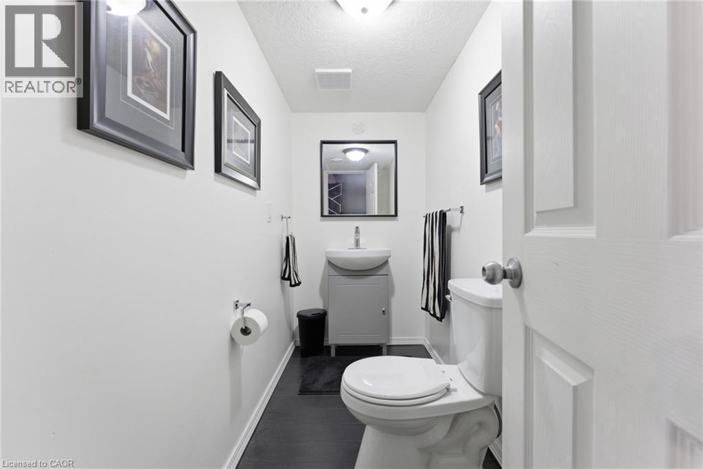 Bathroom featuring vanity and a textured ceiling - 208 Templewood Drive, Kitchener, ON - Indoor Photo Showing Other Room