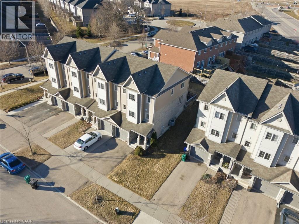 Drone / aerial view - 208 Templewood Drive, Kitchener, ON -