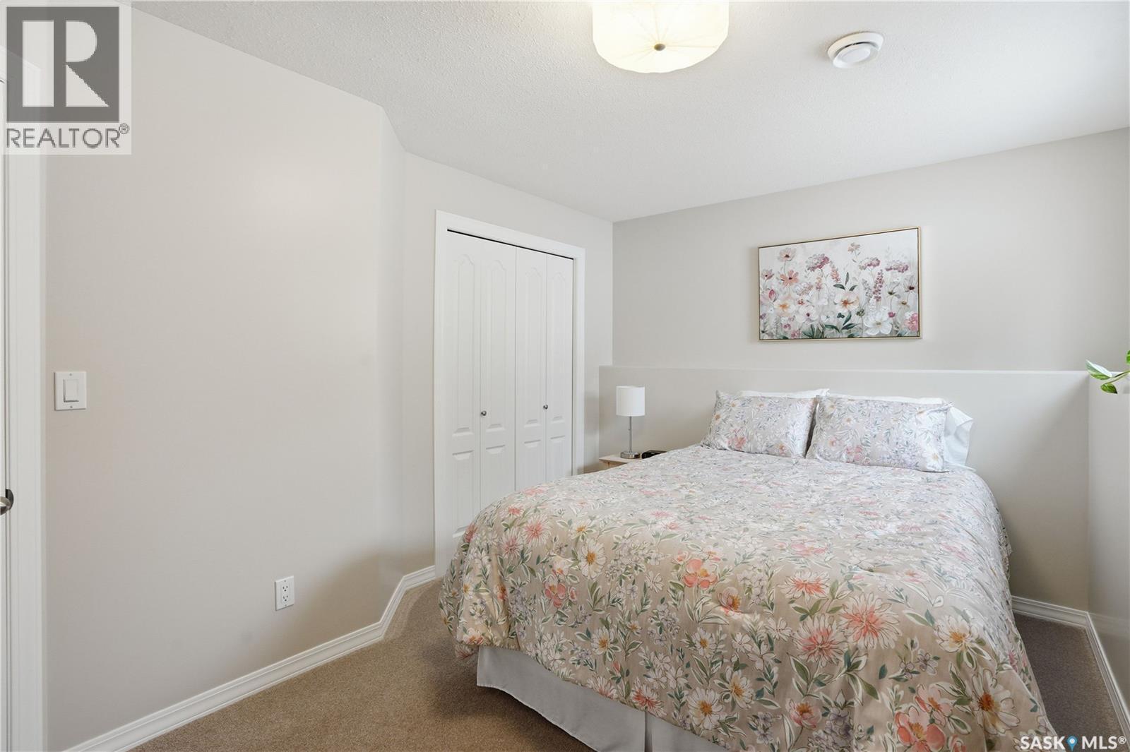 1002 Pezer Crescent, Saskatoon, SK - Indoor Photo Showing Bedroom