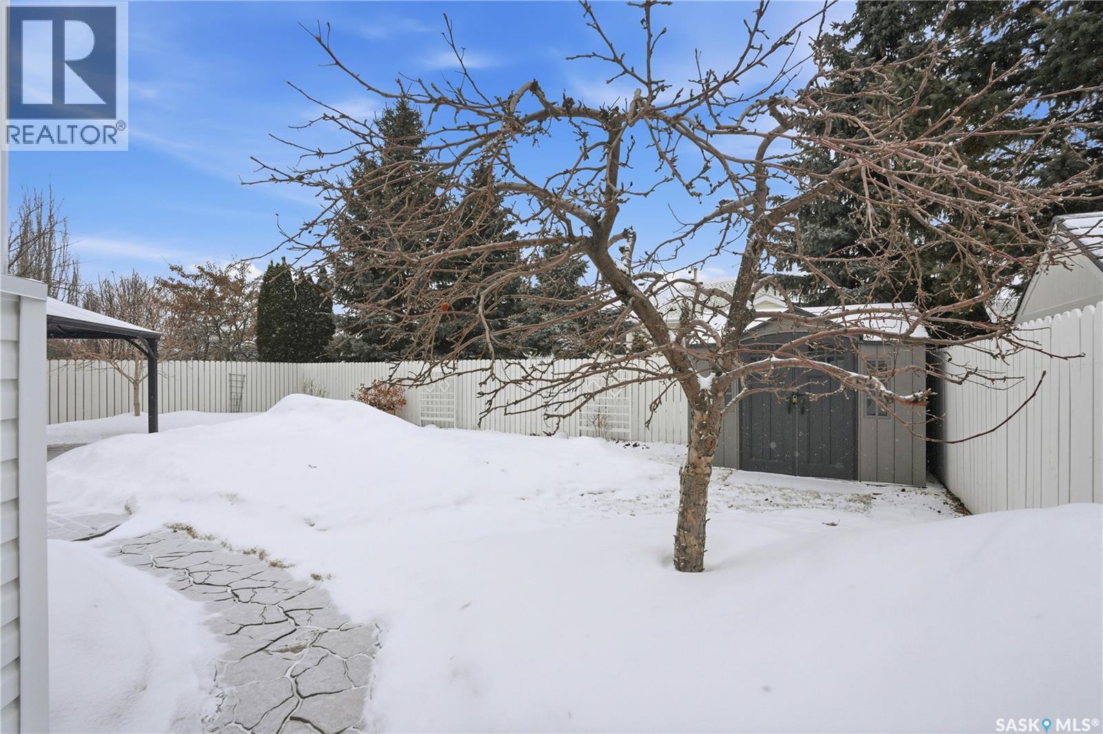 1002 Pezer Crescent, Saskatoon, SK - Outdoor