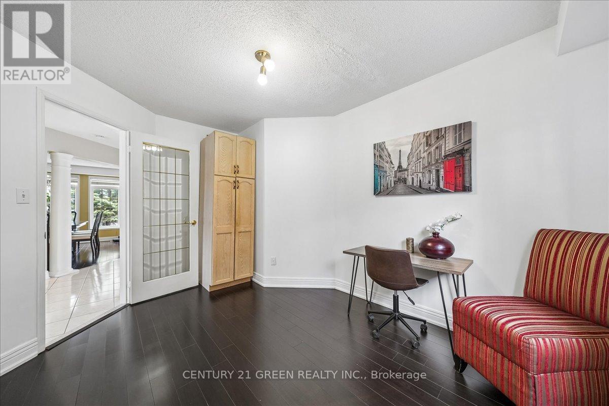 1031 Blueheron Boulevard, Mississauga, ON - Indoor