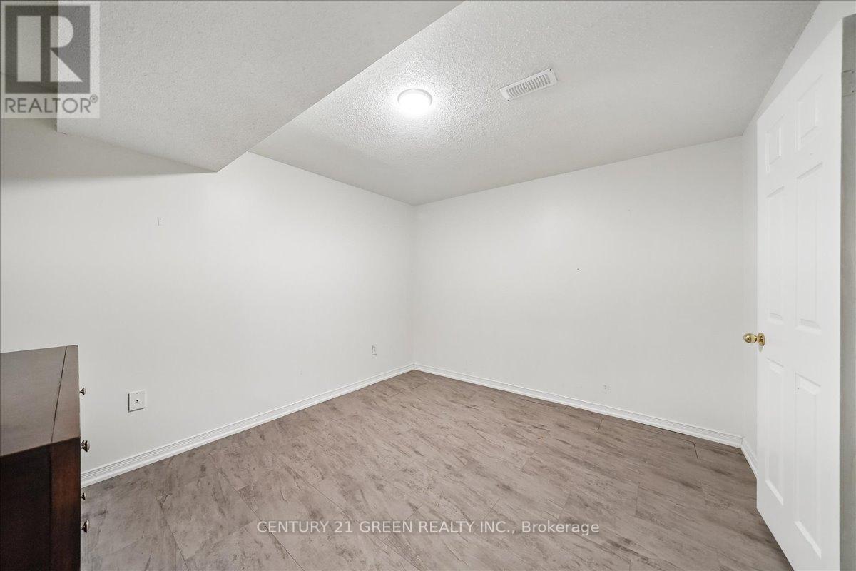 1031 Blueheron Boulevard, Mississauga, ON - Indoor Photo Showing Other Room