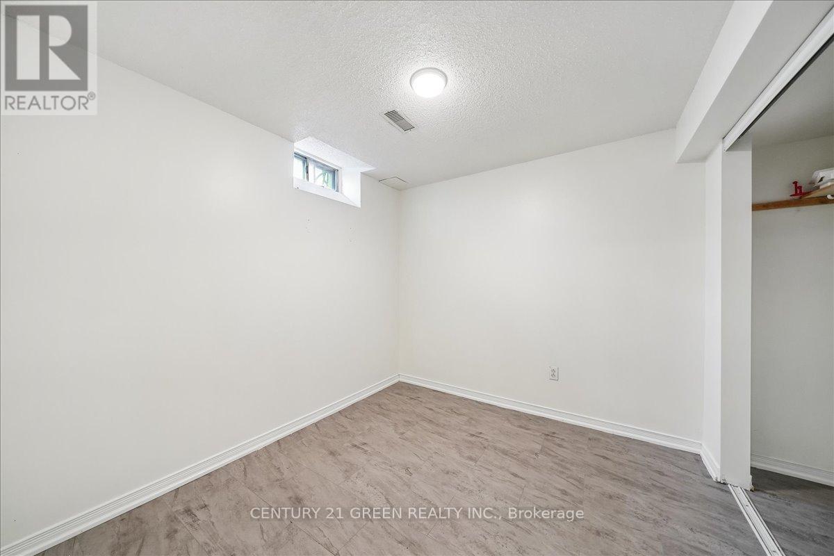 1031 Blueheron Boulevard, Mississauga, ON - Indoor Photo Showing Other Room