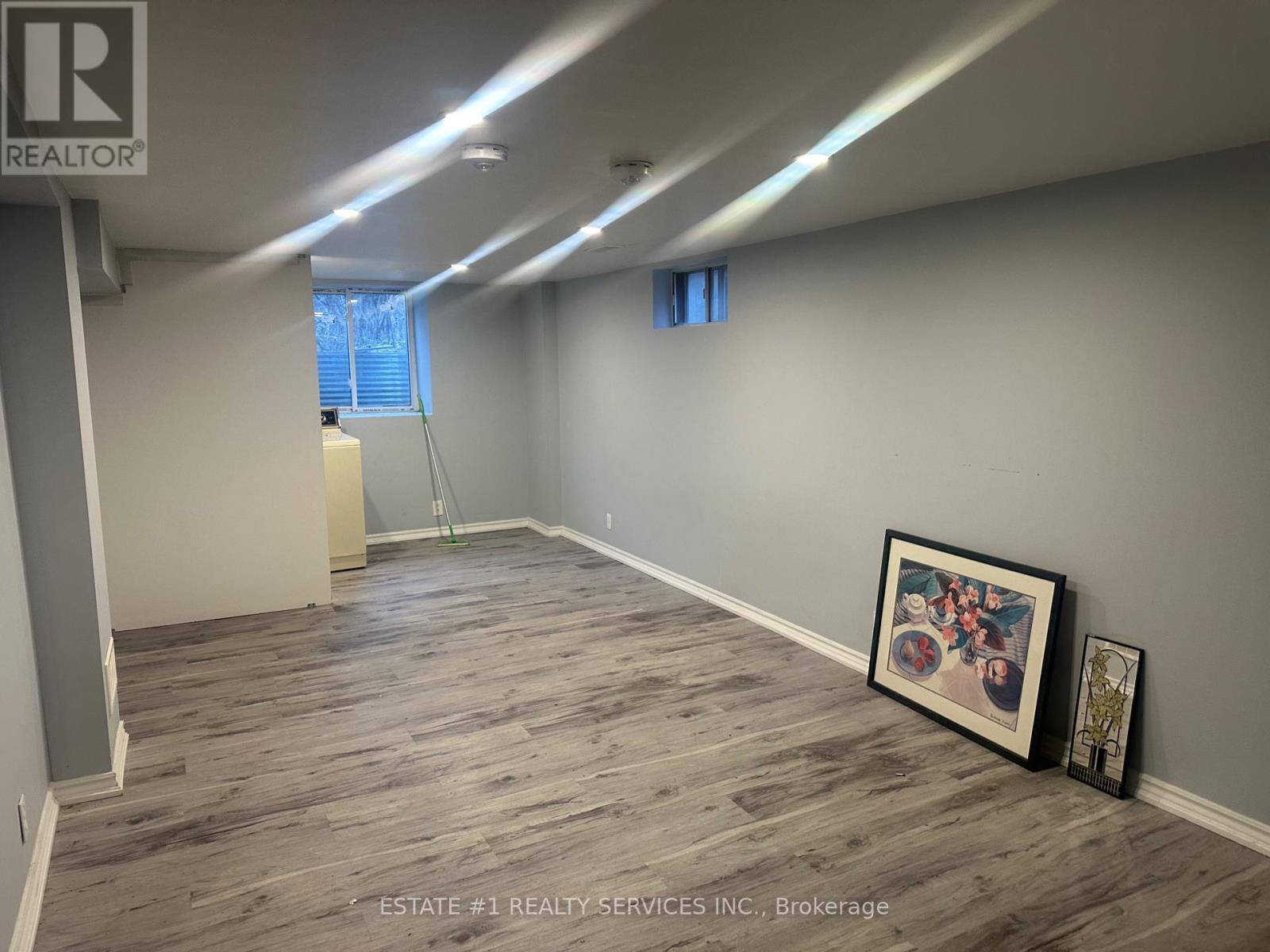 176 Kenneth Avenue, Kitchener, ON - Indoor