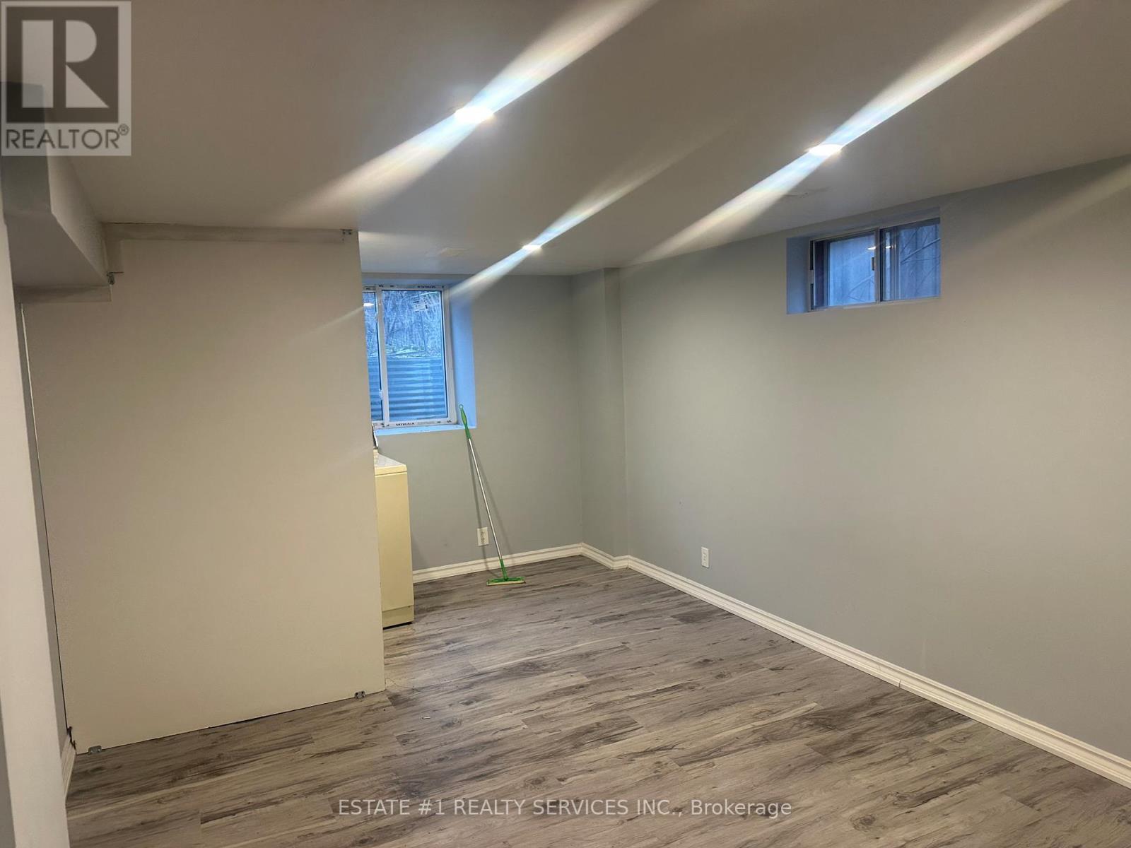 176 Kenneth Avenue, Kitchener, ON - Indoor