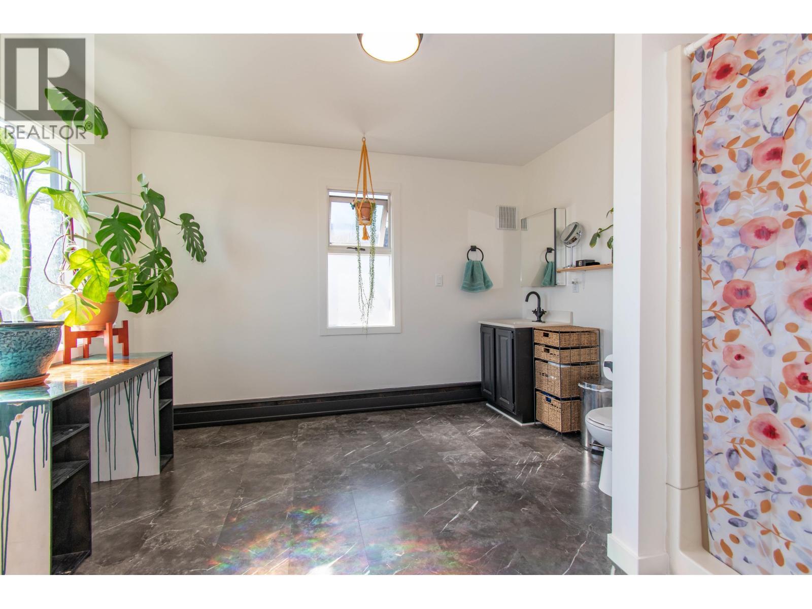 3883 3Rd Avenue, Smithers, BC - Indoor Photo Showing Other Room