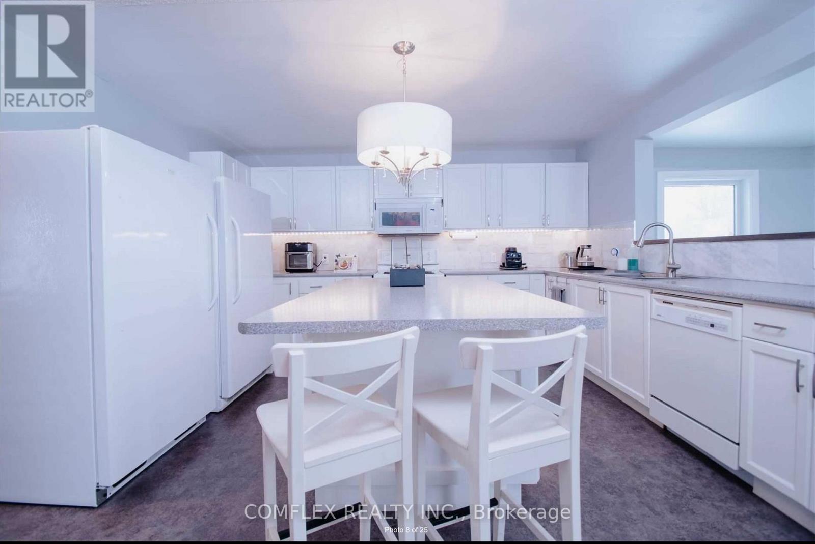 1363 Townline Road N, Clarington, ON - Indoor Photo Showing Kitchen