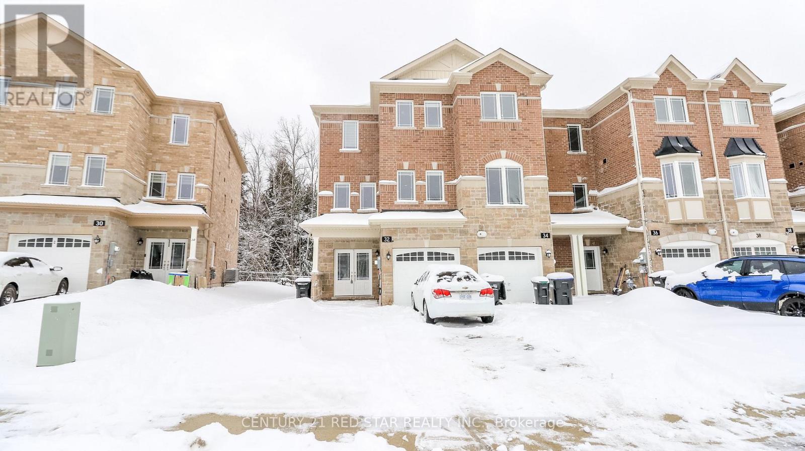 32 Milson Crescent, Essa, ON - Outdoor With Facade