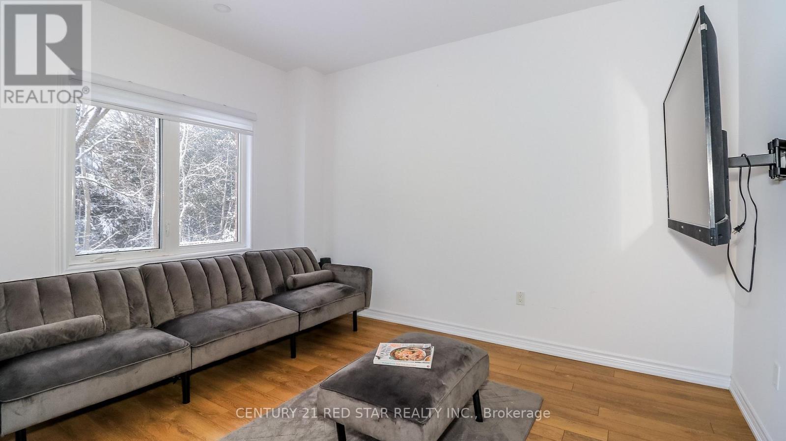 32 Milson Crescent, Essa, ON - Indoor