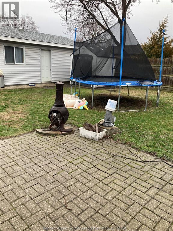 2348 Arthur, Windsor, ON - Outdoor
