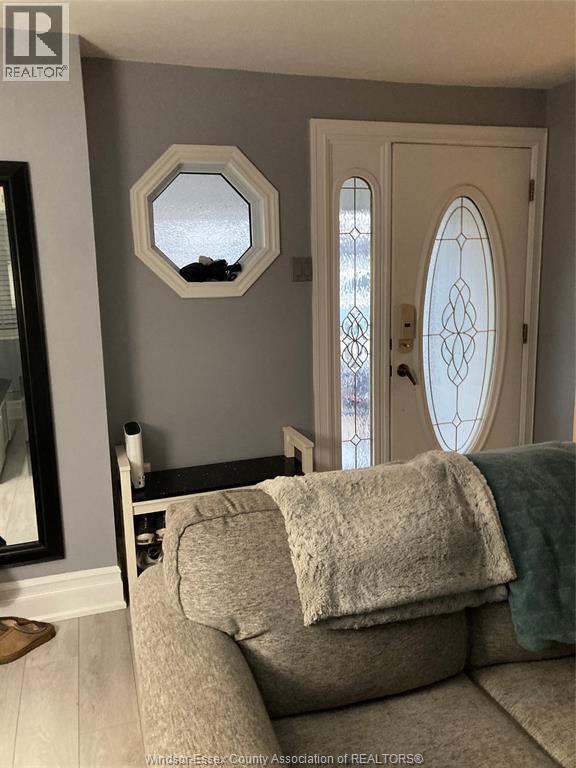 2348 Arthur, Windsor, ON - Indoor