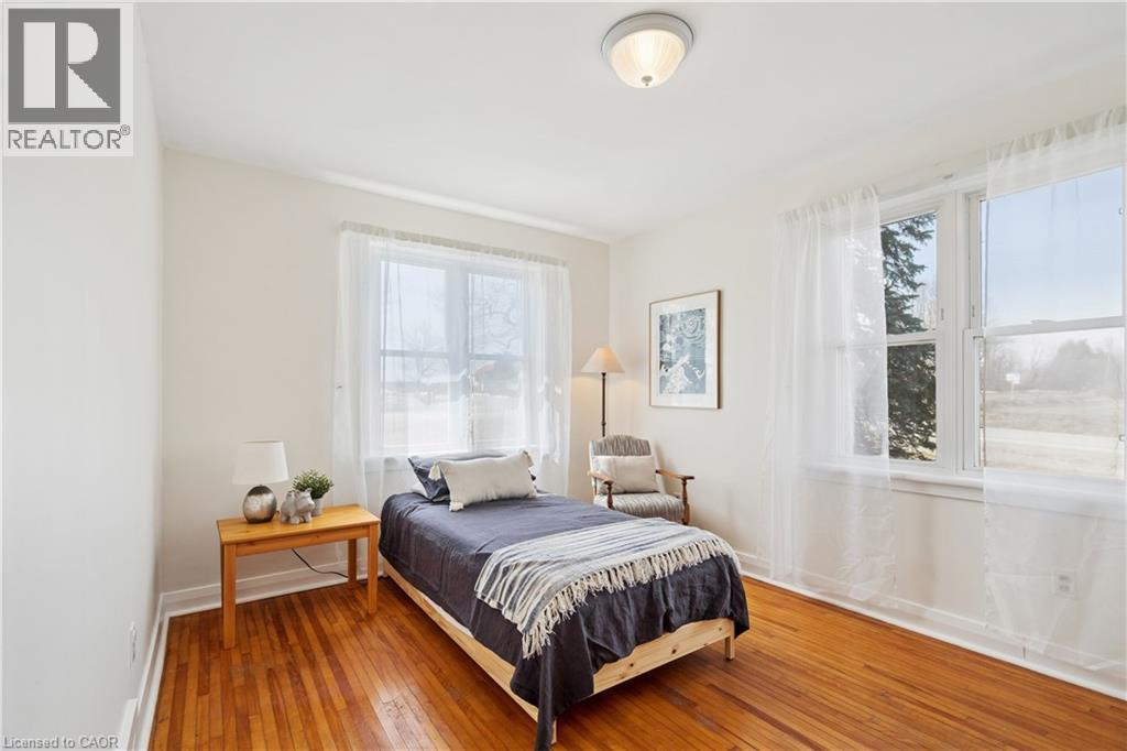 5099 First Line, Acton, ON - Indoor Photo Showing Bedroom
