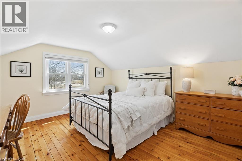 5099 First Line, Acton, ON - Indoor Photo Showing Bedroom