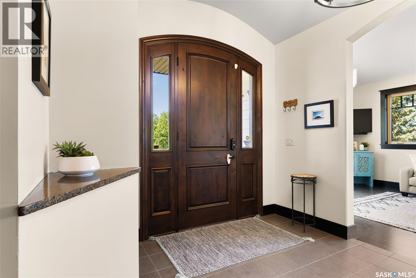 15 Meadow Bay, Lumsden, SK - Indoor Photo Showing Other Room