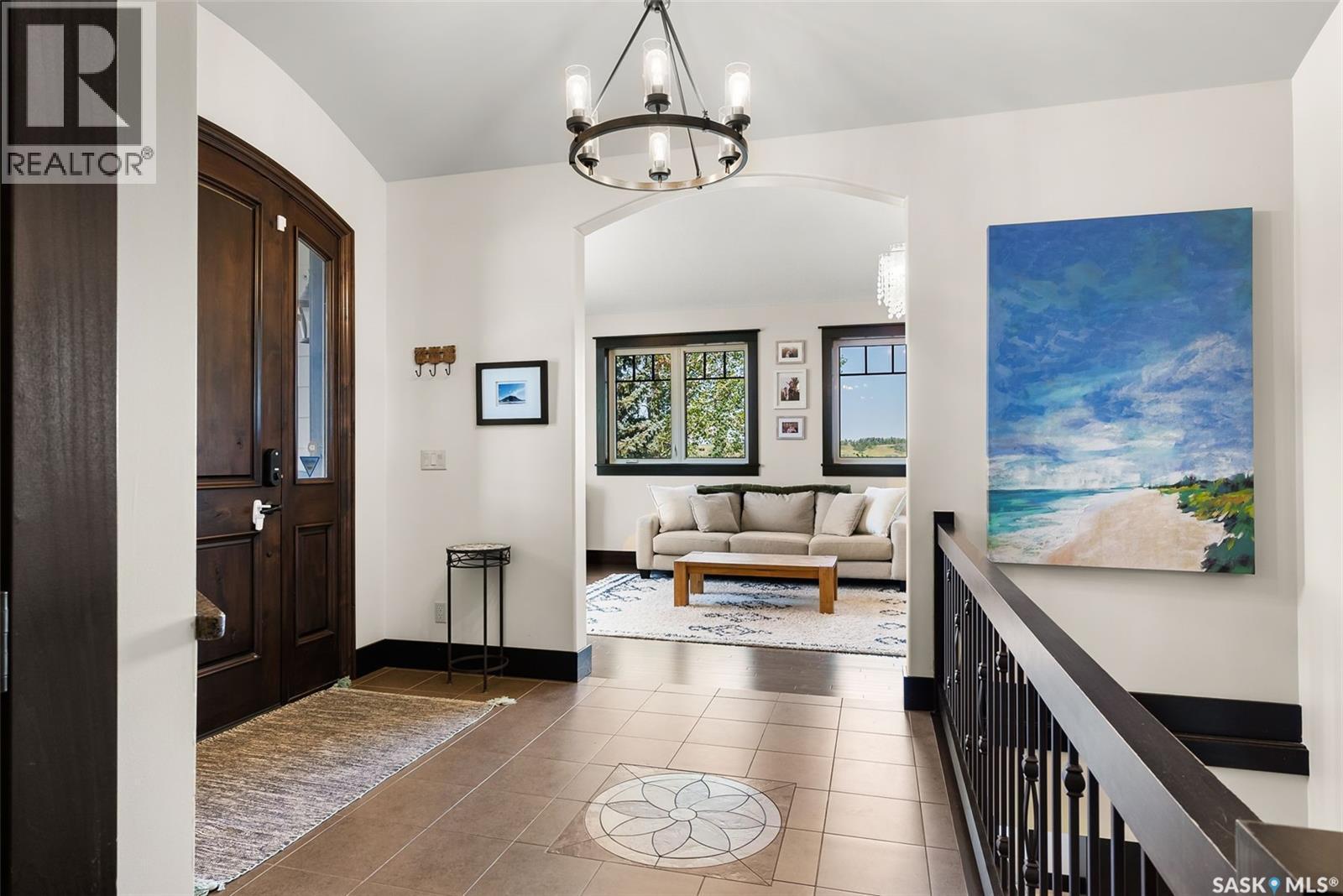 15 Meadow Bay, Lumsden, SK - Indoor Photo Showing Other Room