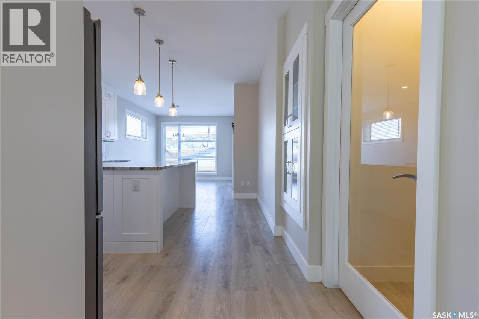 1037 7Th Street E, Saskatoon, SK