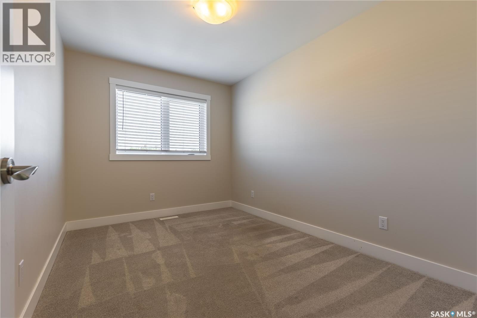 1037 7Th Street E, Saskatoon, SK