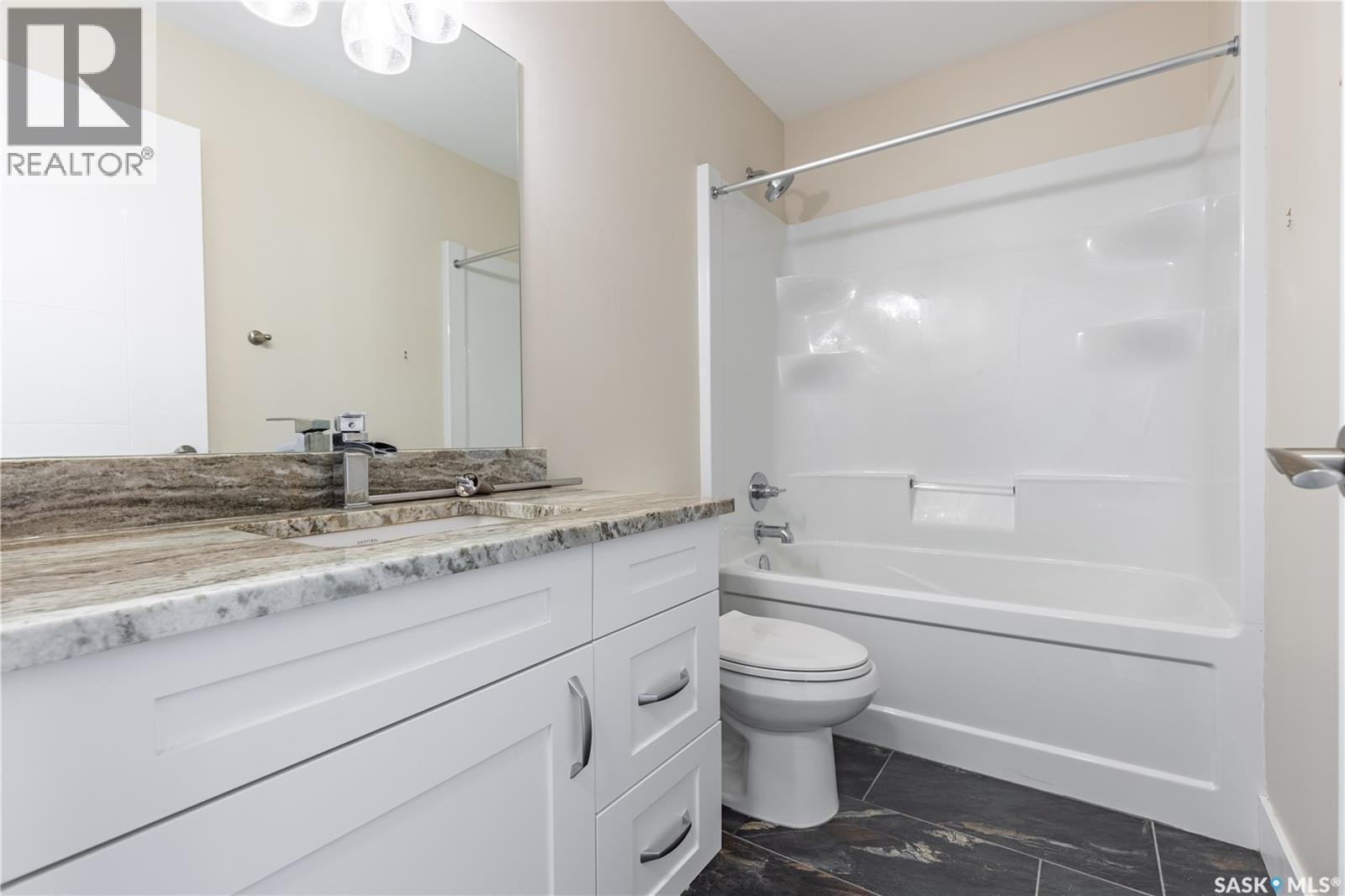 1037 7Th Street E, Saskatoon, SK