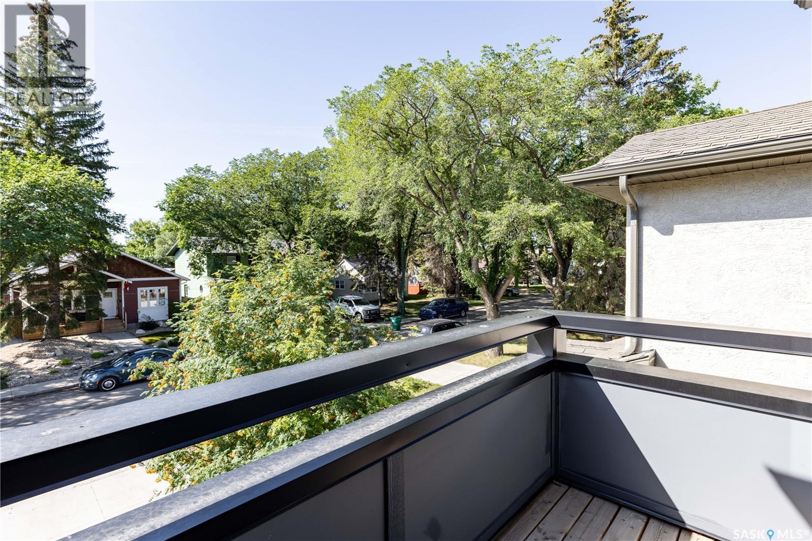 1037 7Th Street E, Saskatoon, SK