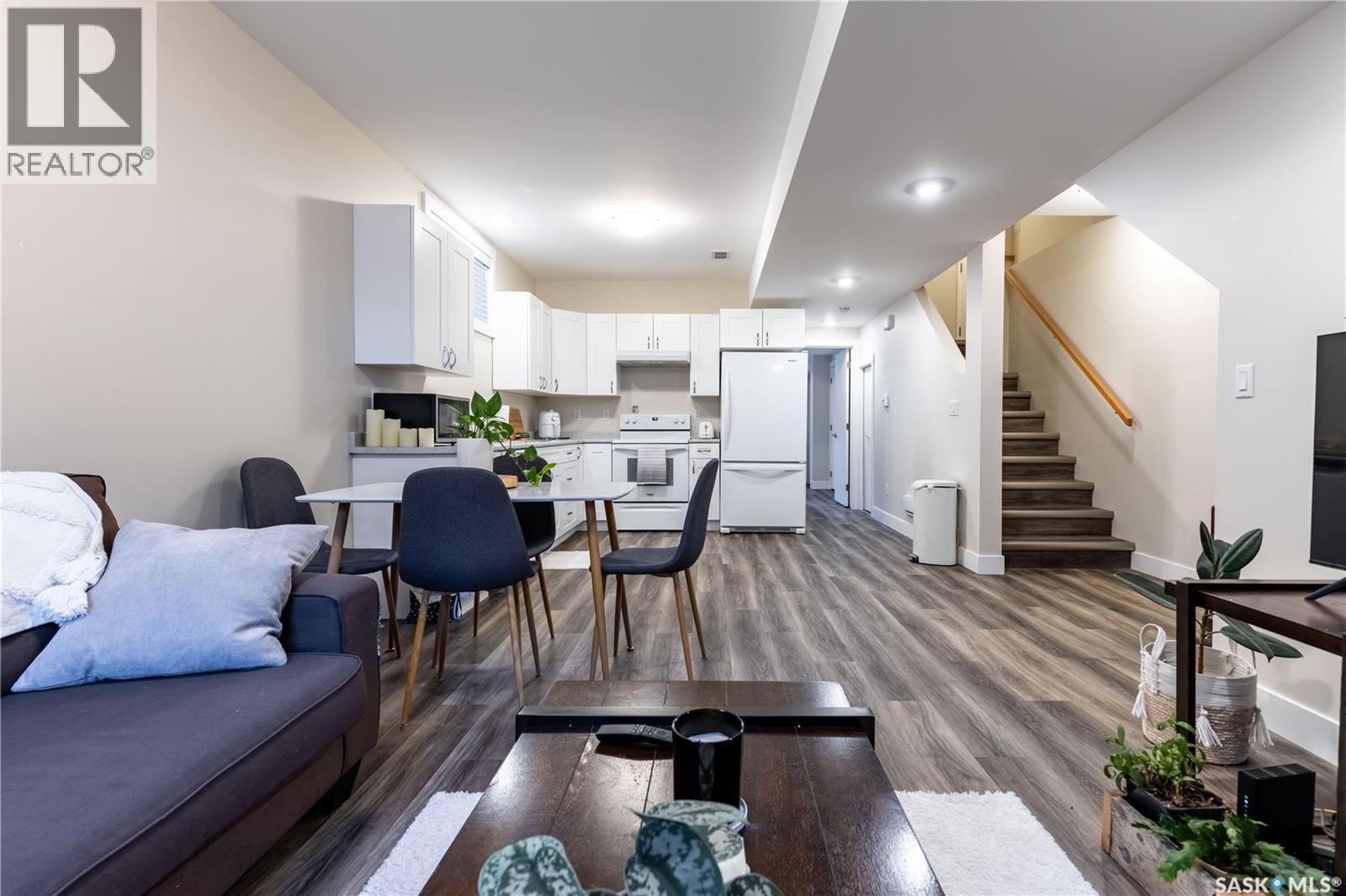 1037 7Th Street E, Saskatoon, SK