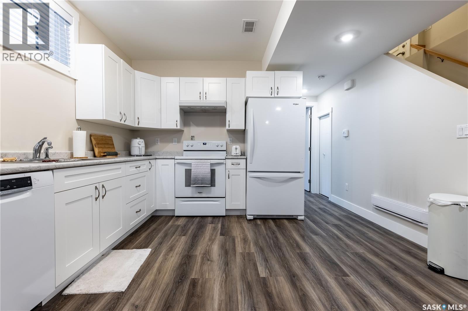 1037 7Th Street E, Saskatoon, SK