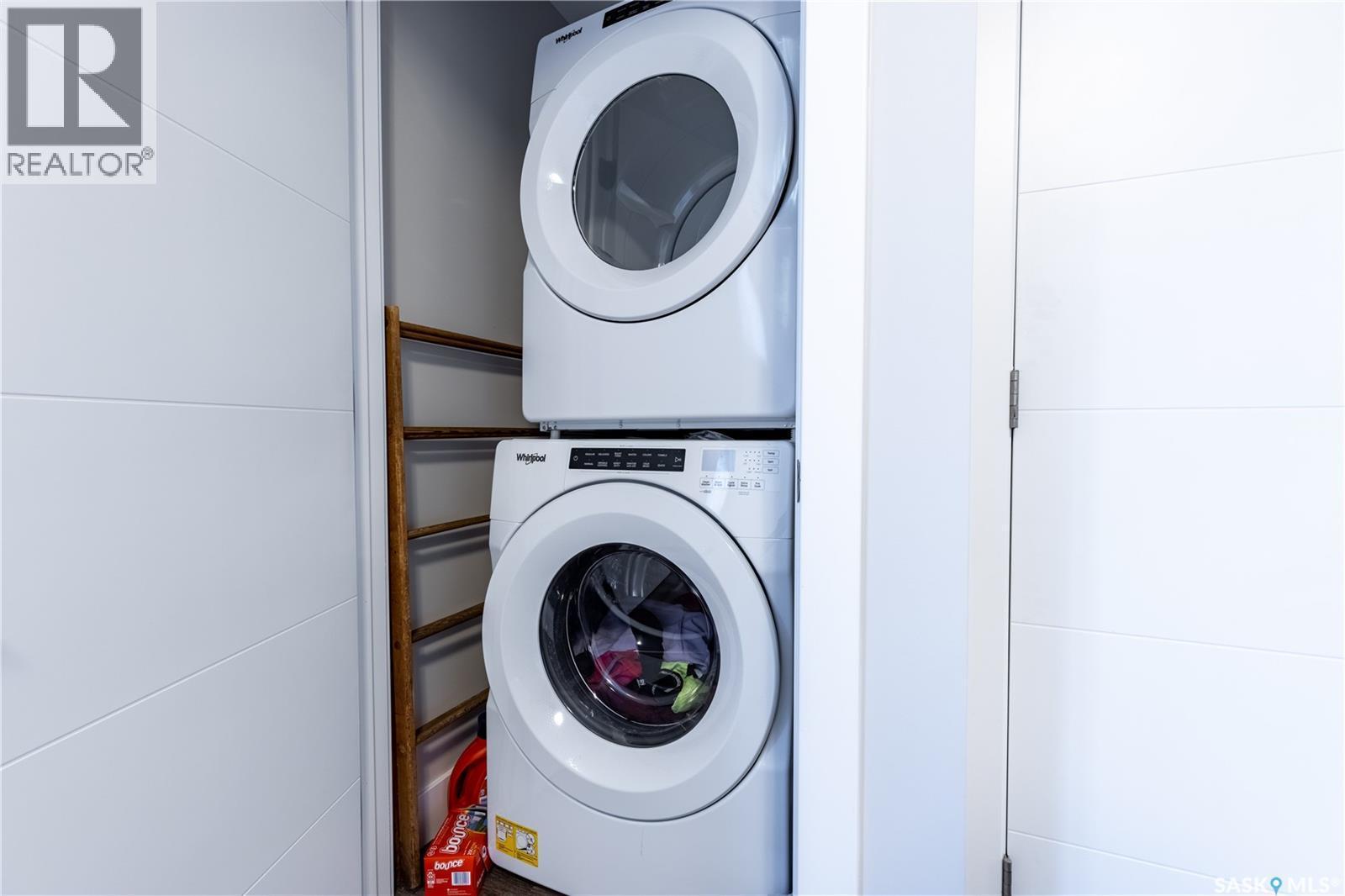 1037 7Th Street E, Saskatoon, SK