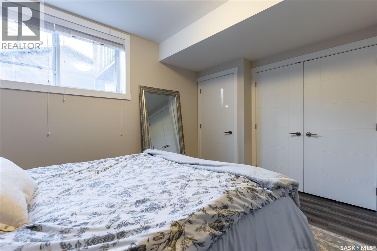 1037 7Th Street E, Saskatoon, SK