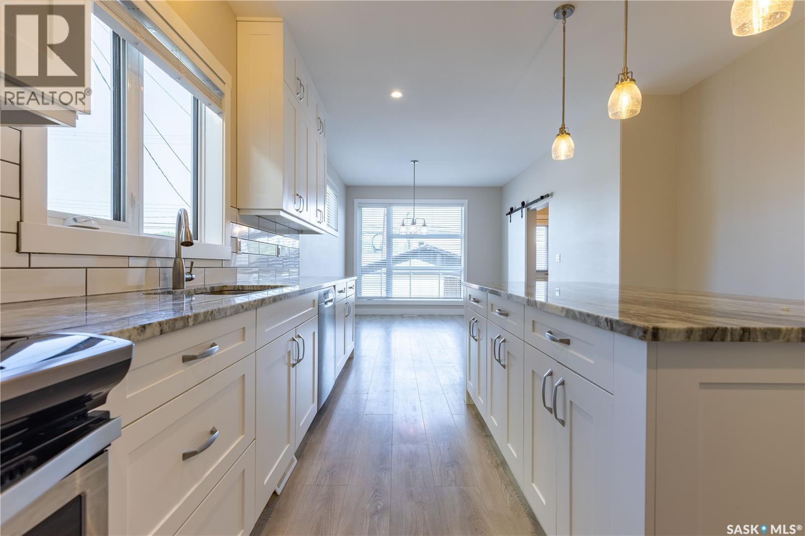 1037 7Th Street E, Saskatoon, SK