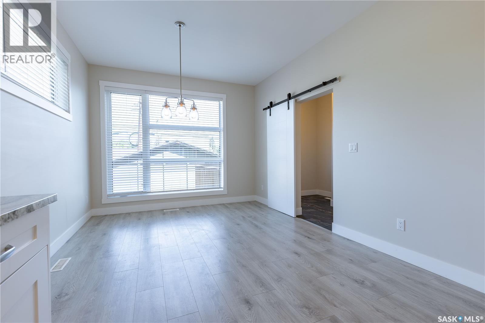 1037 7Th Street E, Saskatoon, SK